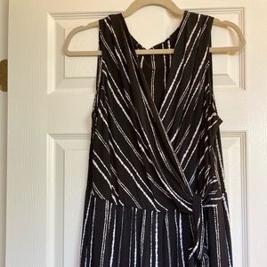 Black & White Patterned Jumpsuit.   Size 16